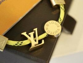 Picture of LV Bracelet _SKULVbracelet11ly2711314